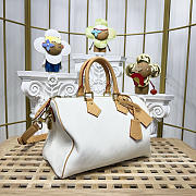 Colestore Louis Vuitton Fall-Winter 2026 Speedy P9 Bandoulière 30 Reversible Monogram Cloud 32 x 22.5 x 18 cm - 4