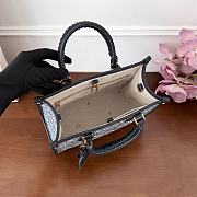 Colestore  Louis Vuitton OnTheGo PM Monogram Emblème/Monogram Bleu Blue 25 x 19 x 11.5 cm - 6