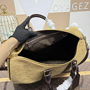 Colestore Louis Vuitton  Keepall Bandoulière 45 Trench Coat Beige Monogram Empreinte suede cowhide leather 45 x 27 x 20 cm - 3