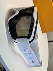 Colestore Louis Vuitton LV Snow Mask White color frame Black Monogram lenses - 2