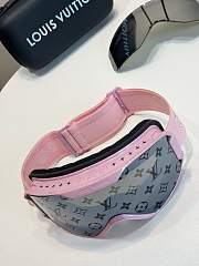 Colestore Louis Vuitton LV Snow Mask Pink color frame Black Monogram lenses - 4