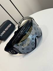 Colestore Louis Vuitton LV Snow Mask Black frame Black Monogram lens - 2