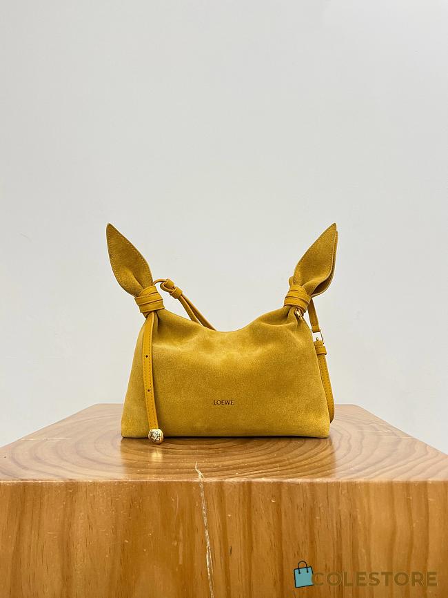 Colestore Loewe Mini Scarf bag in suede Ochre 24.5 x 14.5 x 6 cm - 1