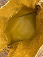 Colestore Loewe Medium Flamenco clutch in suede Ochre 30 x 24.5 x 10.5 cm  - 6