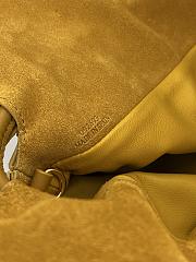 Colestore Loewe Medium Flamenco clutch in suede Ochre 30 x 24.5 x 10.5 cm  - 5