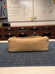 Colestore Chanel Fall-Winter 2026 Maxi Flap bag   Suede Crocodile Calfskin & Gold-Tone Metal  Camel  19.5 x 32 x 10cm - 6