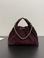 Colestore Chanel Fall Winter 2026 CHANEL 25 Small Handbag   Suede Calfskin & Gold-Tone Metal  Burgundy  30 x 26 x 14cm - 4