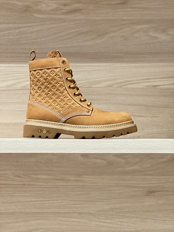 Colestore Louis Vuitton LV Ranger Boot Beige Nubuck