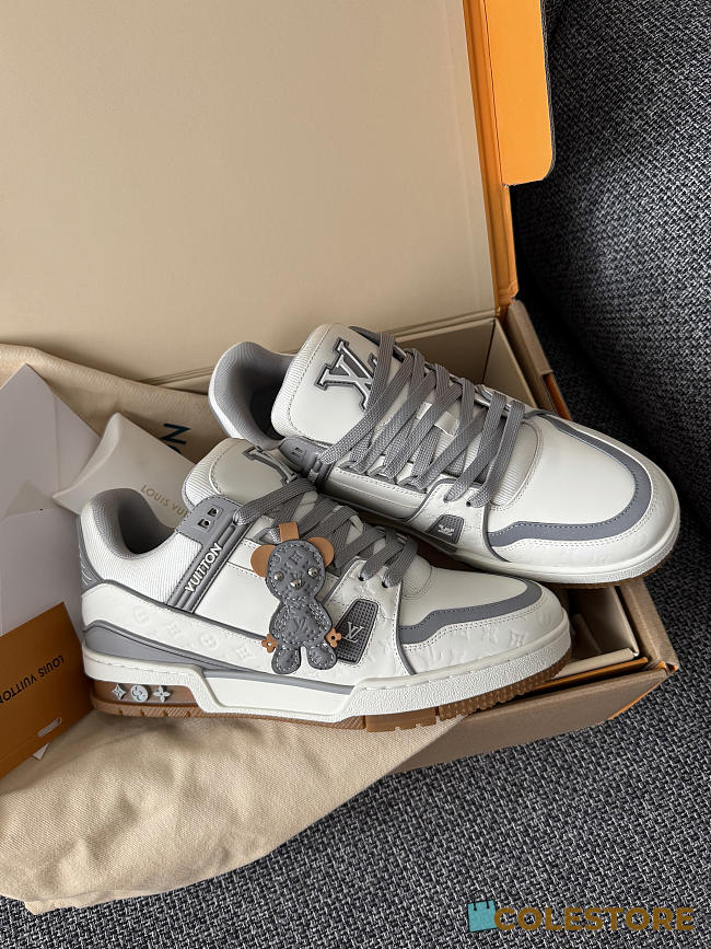 Colestore Louis Vuitton LV Trainer Sneaker White Plain calf leather/Monogram-embossed calf leather - 1