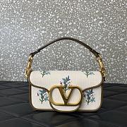 Colestore Valentino Garavani Locò Small Linen Shoulder Bag With Embroidery Natural/multicolor 20x11x5cm - 1