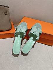 	 Colestore Hermes Oasis sandal in shiny lizard leather Vert Jade - 2