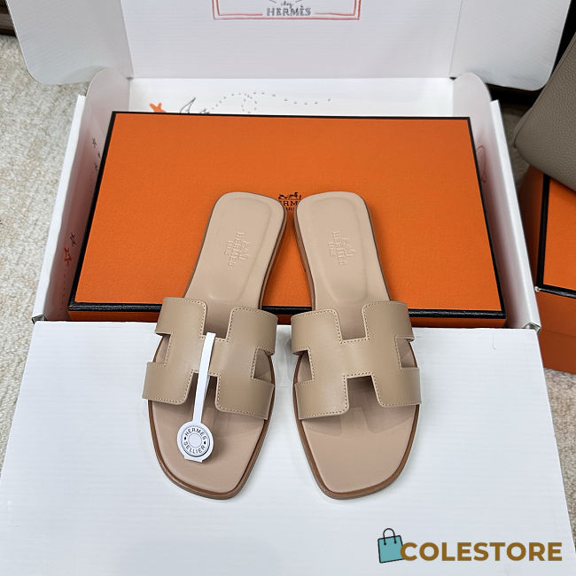 Colestore Hermes Oran sandal in Beige - 1