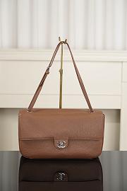 	 Colestore Chanel Fall Winter 2026 Maxi bag with flap Grained calfskin and Silver tone metal Camel 19.5 x 32 x 10cm - 1
