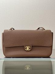 	 Colestore Chanel Fall Winter 2026 Maxi bag with flap Grained calfskin and Gold tone metal Camel 19.5 x 32 x 10cm - 1