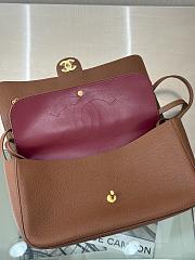 	 Colestore Chanel Fall Winter 2026 Maxi bag with flap Grained calfskin and Gold tone metal Camel 19.5 x 32 x 10cm - 5