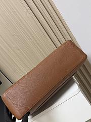 	 Colestore Chanel Maxi Flapbag Grained Calfskin & Gold-tone Metal Camel 26 x 38.5 x 11cm - 6