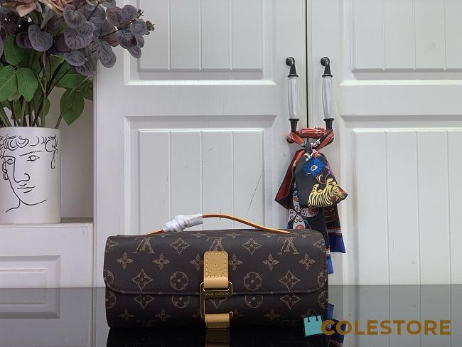 Colestore Louis Vuitton Hanging Toiletry Bag Monogram 23 x 17 x 11 cm - 1