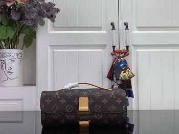 Colestore Louis Vuitton Hanging Toiletry Bag Monogram 23 x 17 x 11 cm