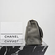 	 Colestore Chanel Fall Winter 2026 Pre-Collection Maxi Flap bag Suede Calfskin & Gold-Tone Metal Dark Gray 26 x 38.5 x 11cm - 5