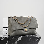 	 Colestore Chanel Fall Winter 2026 Pre-Collection Maxi Flap bag Suede Calfskin & Gold-Tone Metal Dark Gray 26 x 38.5 x 11cm - 2