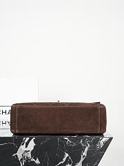 	 Colestore Chanel Fall Winter 2026 Pre-Collection Maxi Flap bag Suede Calfskin & Gold-Tone Metal Dark Brown 26 x 38.5 x 11cm - 6