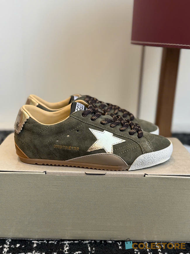 Colestore  Golden Goose True-Star in olive suede with gold star - 1
