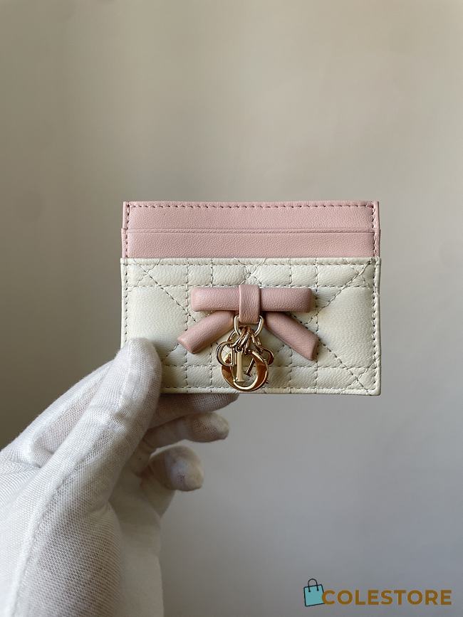 Colestore Dior Qixi Lady Dior Freesia Card Holder Two-Tone Latte and Ballet Pink Cannage Lambskin 10.5 x 8 x 0.5 cm - 1