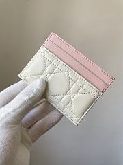 Colestore Dior Qixi Lady Dior Freesia Card Holder Two-Tone Latte and Ballet Pink Cannage Lambskin 10.5 x 8 x 0.5 cm - 5