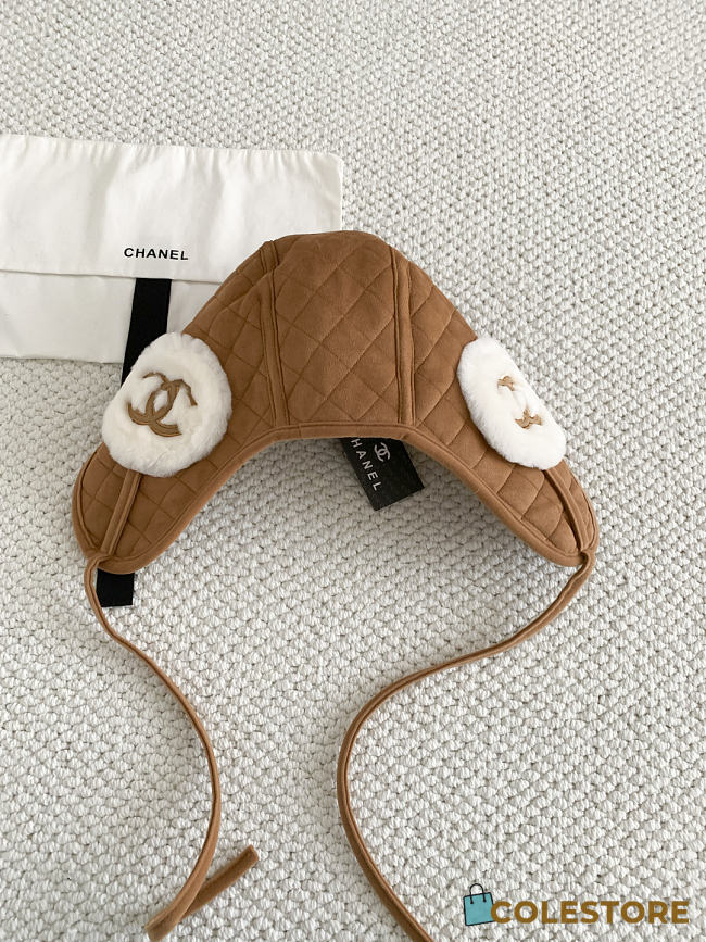Colestore Chanel Quilted Hat Suede & Shearling Lambskin, Brown & White - 1