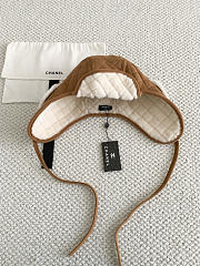 Colestore Chanel Quilted Hat Suede & Shearling Lambskin, Brown & White - 2
