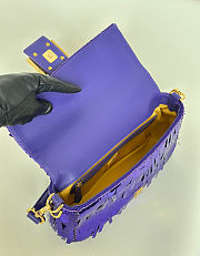 Colestore Fendi Baguette Iconic medium Purple Sequins 27 x 15 x 6cm - 2