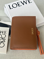 Colestore  Loewe Knot compact wallet in shiny nappa calfskin Brown 11.5 x 8.5cm - 6