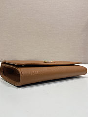 Colestore Prada Saffiano leather wallet with shoulder strap Cognac 20 x 9.5 cm - 5