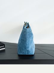 Colestore Chanel Fall Winter 2026 Shopping Bag   Suede Calfskin & Gold-Tone Metal  Blue  24.5 x 44.5 x 18cm - 6