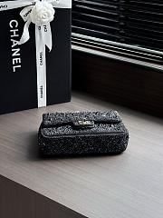 	 Colestore Chanel Fall Winter 2026 Pre-Collection Evening Bag Strass & Gold-Tone Metal Black 13 x 21 x 8cm - 2