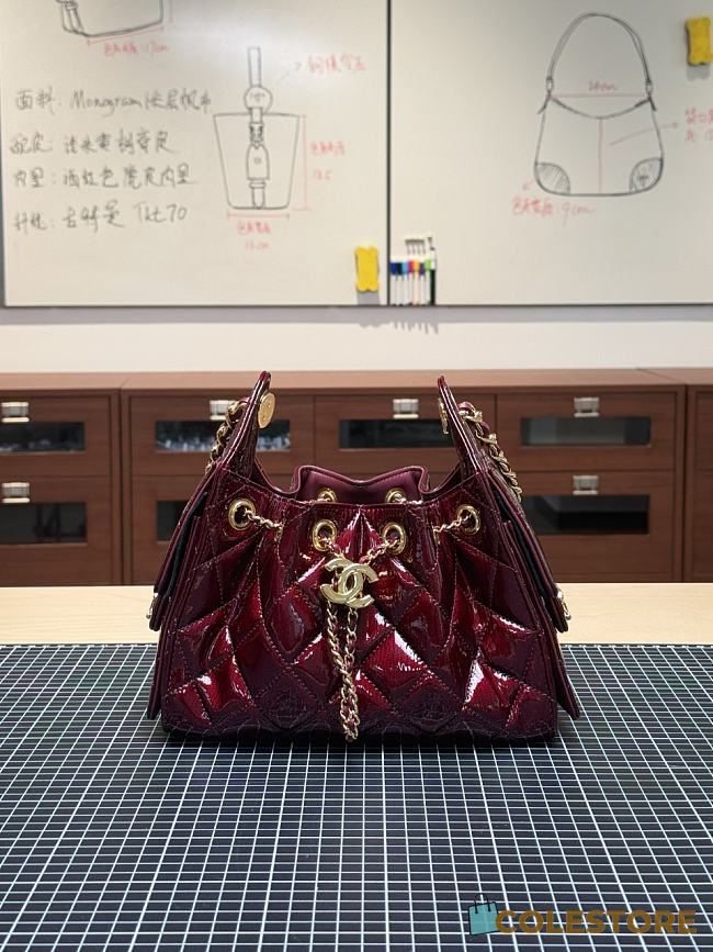 Colestore Chanel Fall Winter 2026 CHANEL 25 Mini Handbag Quilted Shiny Calfskin & Gold-Tone Metal Dark Burgundy 20 x 22 x 12.5cm - 1