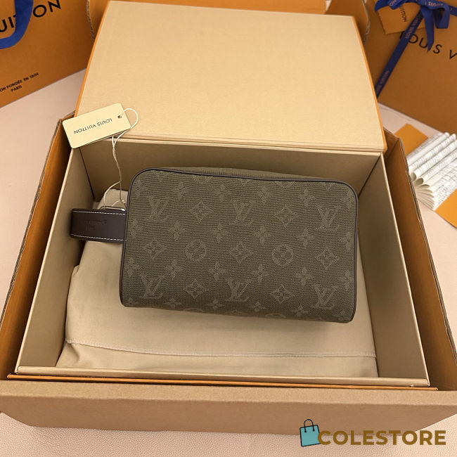Colestore Louis Vuitton Locker Dopp Kit Monogram Surplus Jacquard textile Khaki Green 23 x 13 x 12 cm - 1