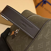 Colestore Louis Vuitton Locker Dopp Kit Monogram Surplus Jacquard textile Khaki Green 23 x 13 x 12 cm - 4