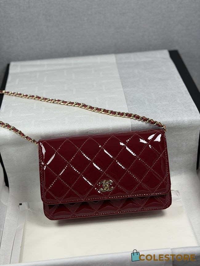 Colestore Chanel Wallet on chain Patent Quilted Gold-tone Metal Dark Red 19cm - 1