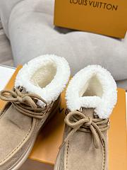 Colestore Louis Vuitton LV Ski Cortina Low Boot Beige  - 2