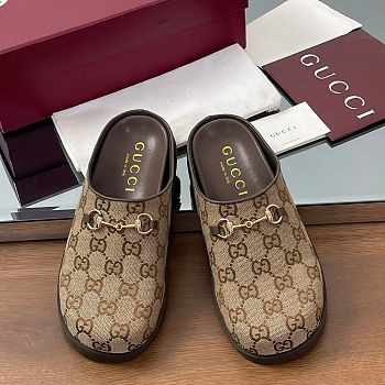 Colestore  Gucci Women's mule with Horsebit in camel and dark brown GG canvas