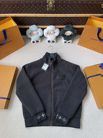 Colestore Louis Vuitton Leather Patch Fleece Blouson 