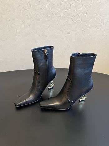 Colestore YSL  Saint Laurent OPYUM booties in smooth leather in Black