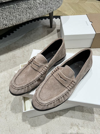 Colestore YSL Saint Laurent LE LOAFER supple in suede taupe