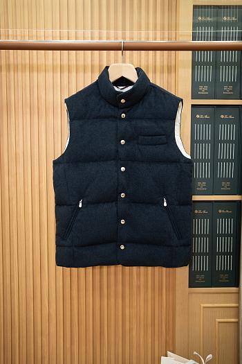 Colestore Brunello Cucinelli Vicuña Beaver-Finish Down Jacket in Black