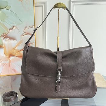 Colestore Gucci Jackie Flap large crossbody bag in dark brown grainy leather 43 x 29 x 5 cm