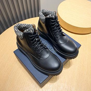 Colestore Dior Explorer III Ankle Boot Black Smooth Calfskin with Beige and Black Dior Oblique Jacquard