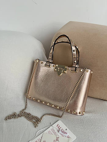 Colestore Valentino Mini Rockstud Shopping Bag In Laminated Grainy Calfskin rose cannelle 8.5x12.5x5.5 cm