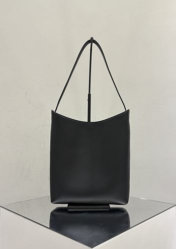 Colestore The Row Alma Shoulder Bag Black 25 x 6 x 27 cm