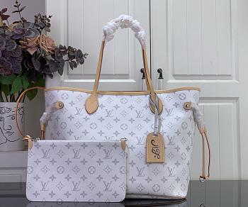 Colestore Louis Vuitton LV Ski Neverfull MM Monogram Pearly coated canvas 47 x 28 x 14 cm